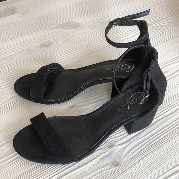 Suede Sandals size 7 - Picture 2 of 6